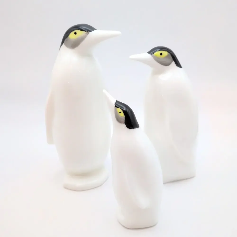 VTG Omnibus Bone China Ceramic Penguin Figurines 3 Piece Family Set Black White